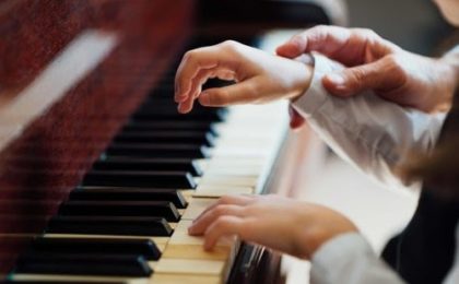 What is the Right Age to Begin Music Lessons?
